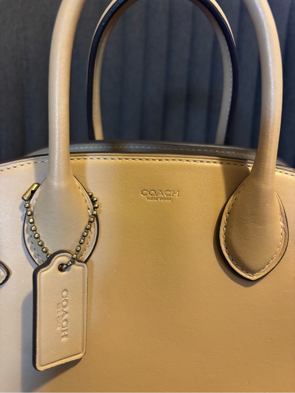 Coach Empire Carryall Bag 26 in Tan 🤎 - Picture 3 of 15
